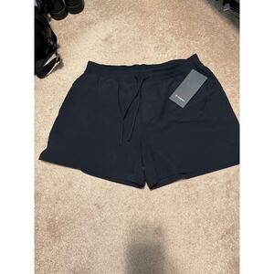 Lululemon pool short 5inch inseam size XL